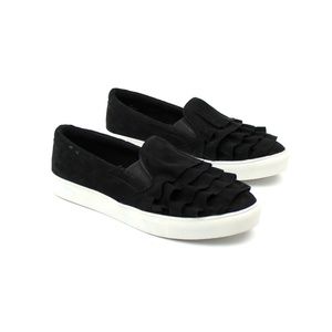 mia ruffle sneakers